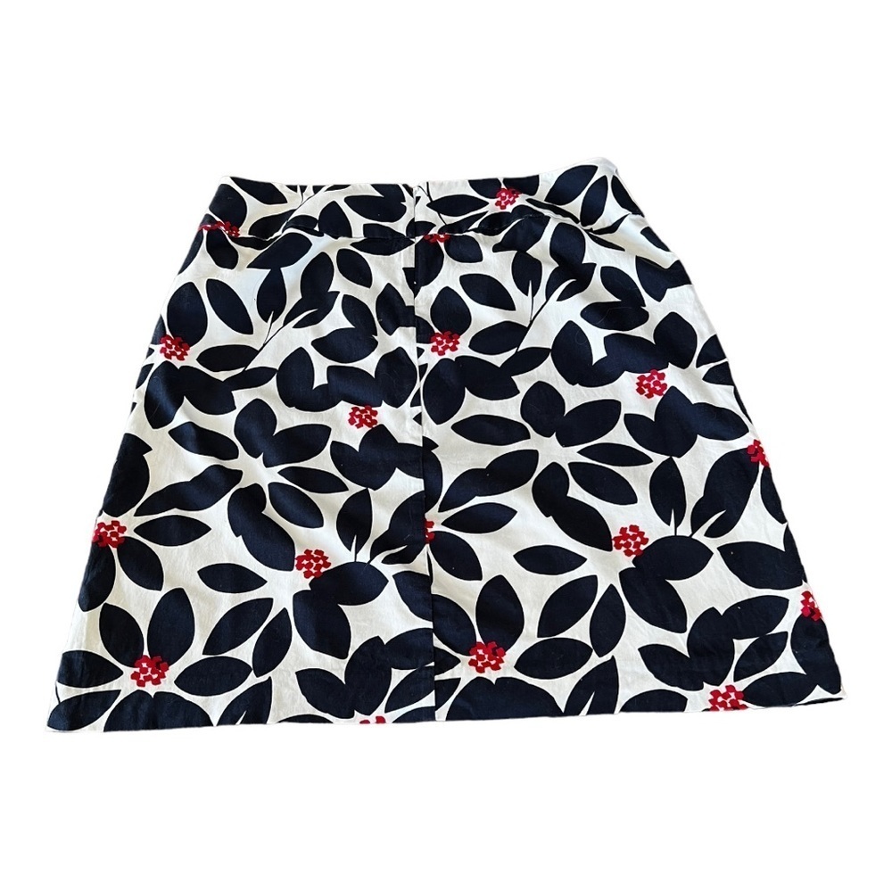 Talbots floral pattern skirt size 14P - Picture 2 of 8